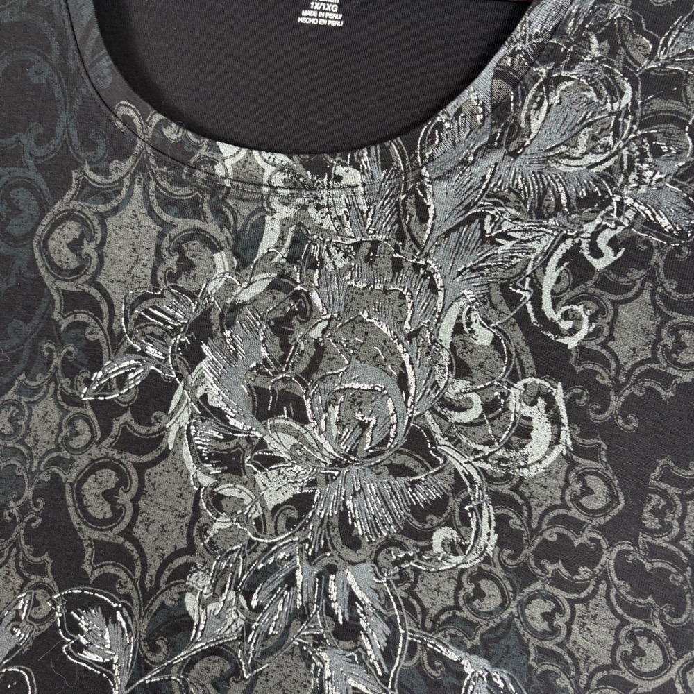 St Johns Bay Womens 1X Black Floral Damask Graphic Print Short Sleeve T-Shirt - Picture 2 of 8